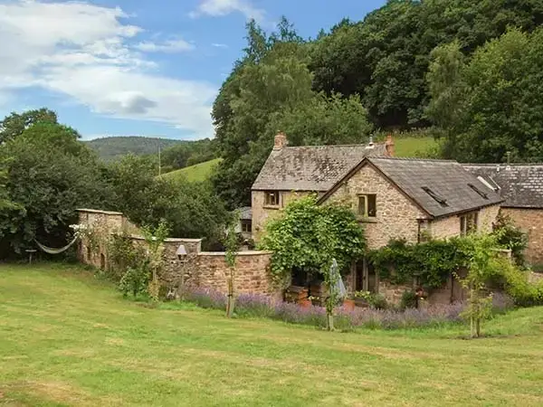 Countryside near The Lodge Farm Barn, Heart Of England