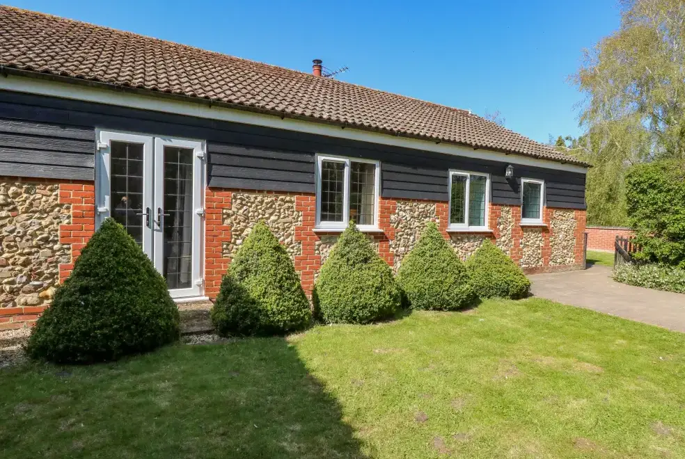 The Meadows Cottage, from the outside