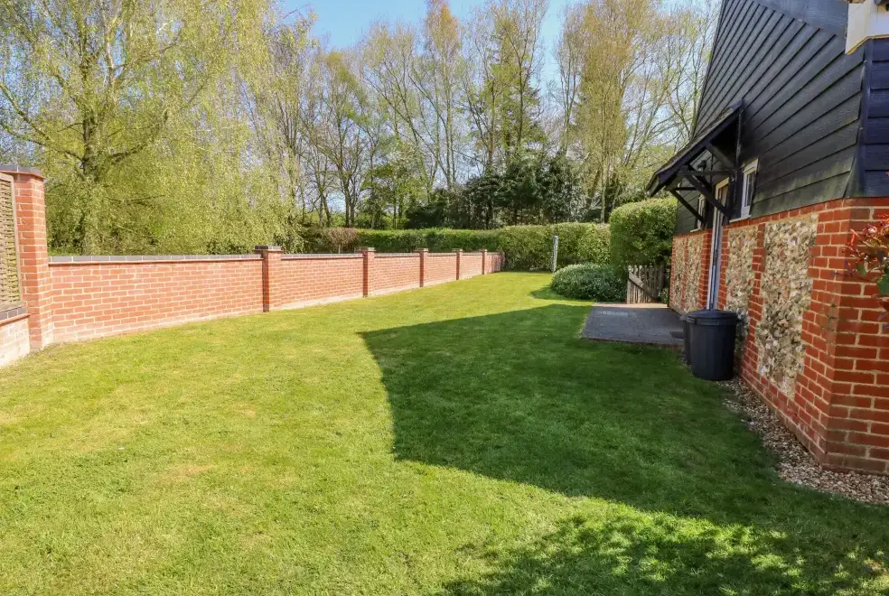 Garden at The Meadows Cottage