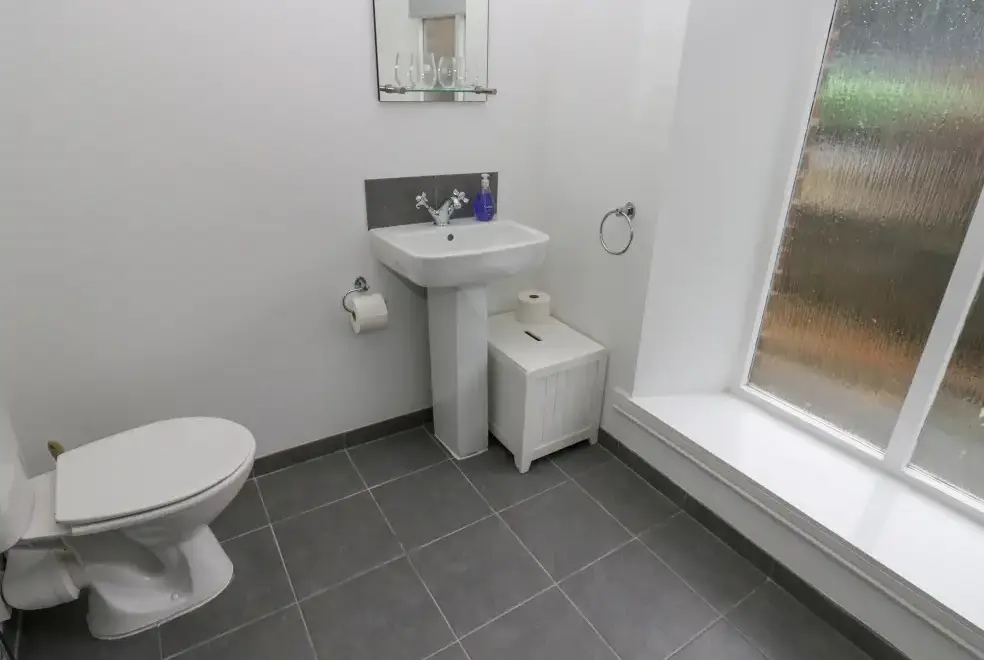 Loo at The Miners Hall Retreat