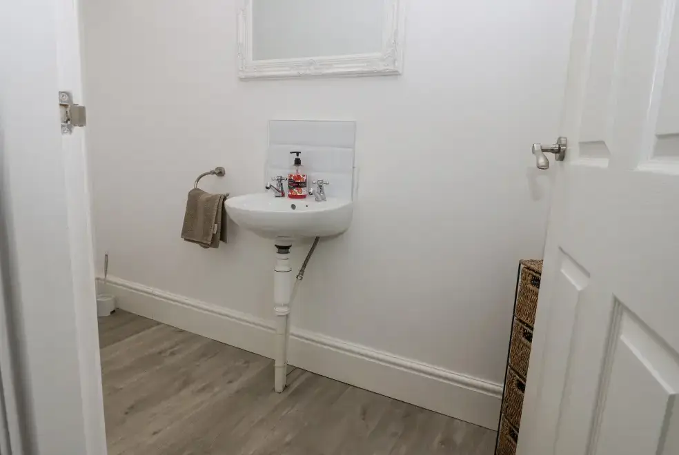 Loo at The Miners Hall Retreat