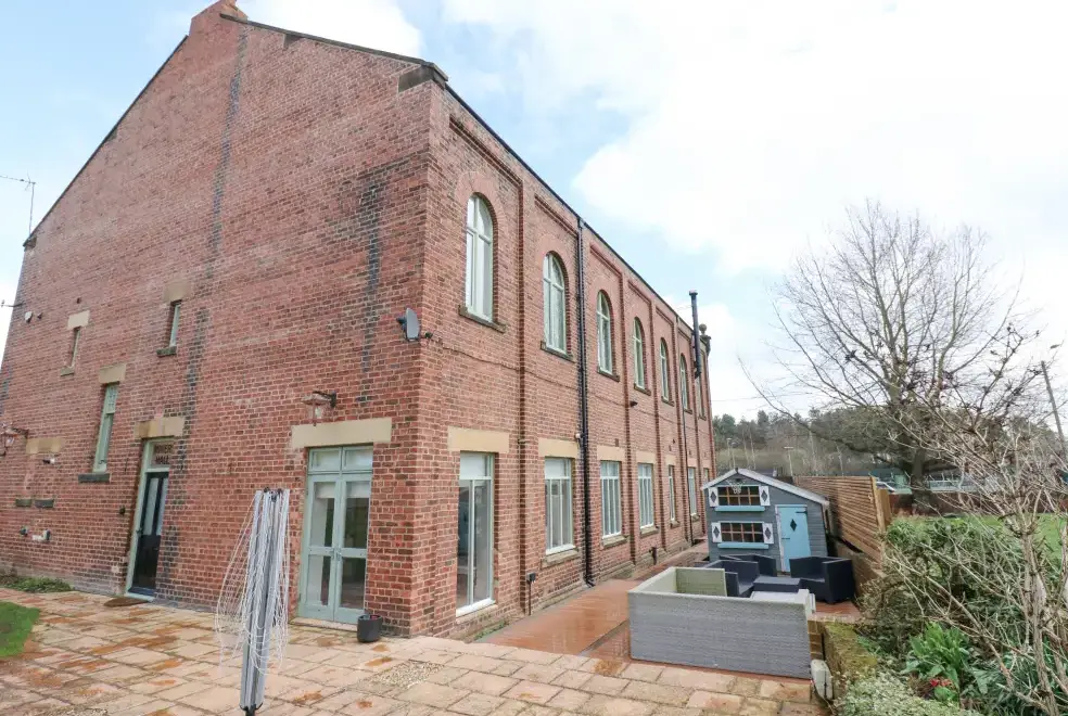 The Miners Hall Retreat, from the outside