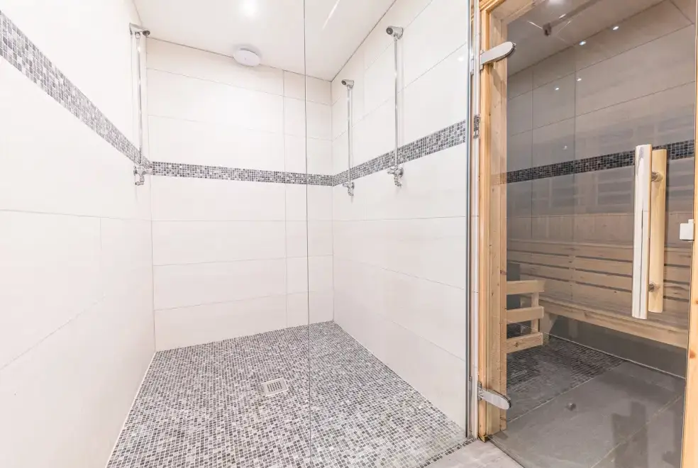 Wet room at The Oaks