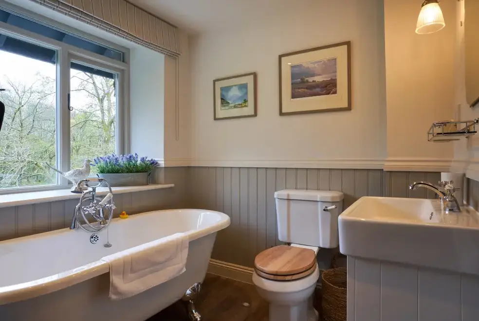 Family bathroom at The Old Water Mill