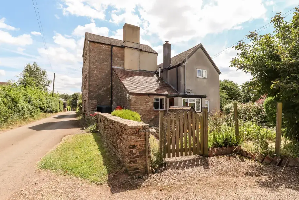 The Olde House, from the outside