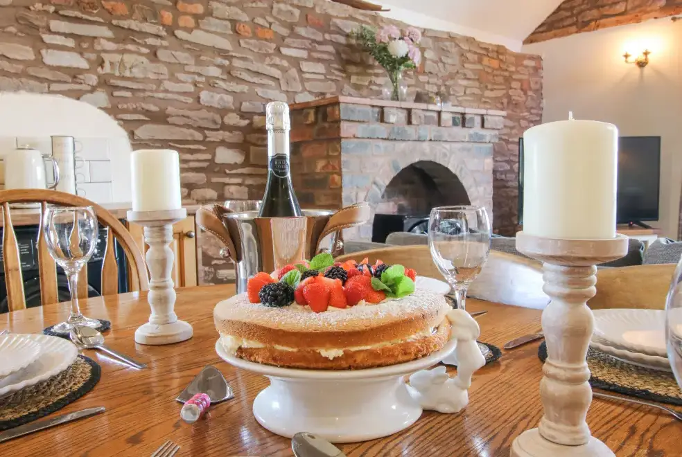 Dining room at The Owl Barn