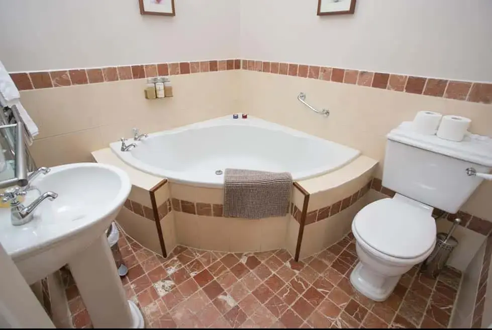 Ensuite bathroom at The Parlour