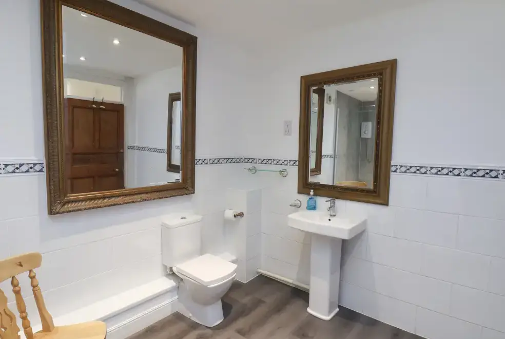 Family bathroom at The Power House