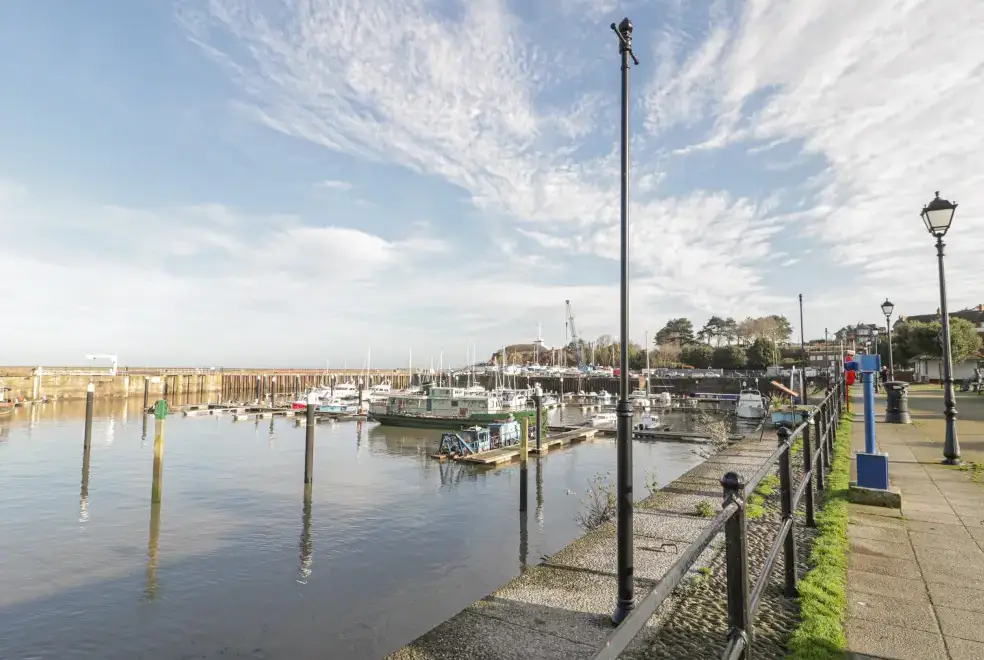 Coastal scenes near The Retreat