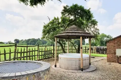 Private Hot Tub at The Shooting Folly Romantic Retreat, Shropshire
