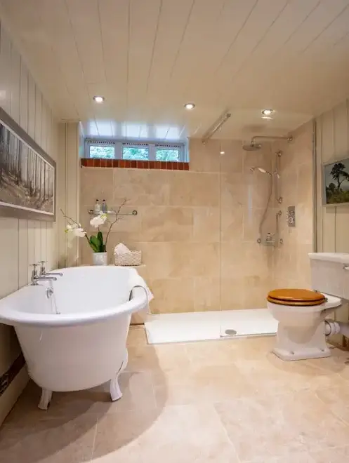 Shower room at The Shooting lodge, Wrackleford Estate
