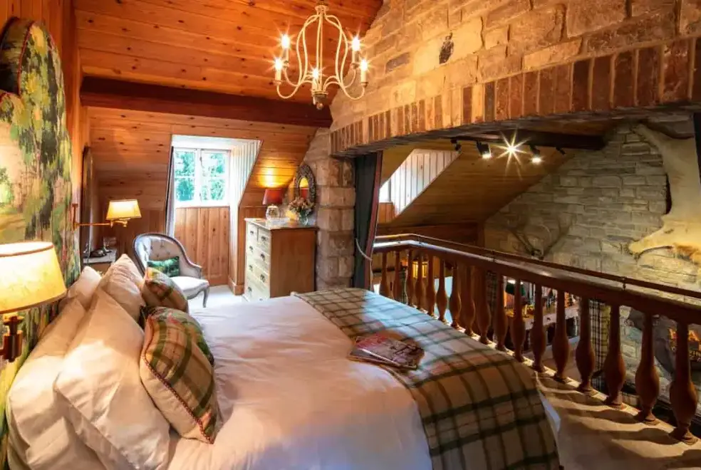 Bedroom at The Shooting lodge, Wrackleford Estate