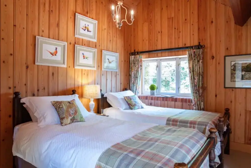 Bedroom at The Shooting lodge, Wrackleford Estate