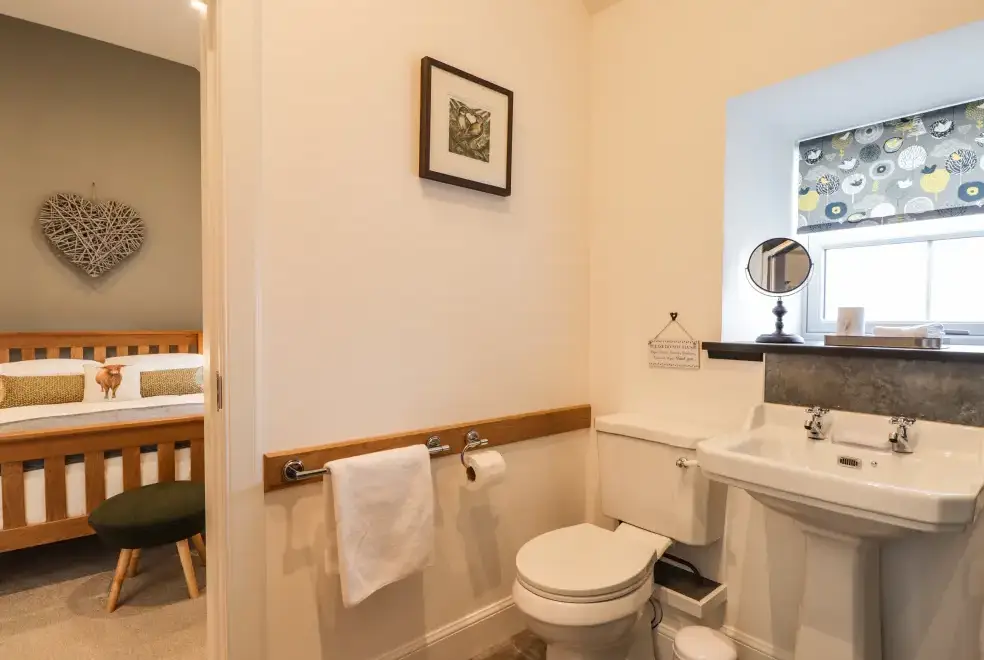 Ensuite bathroom at The Steading
