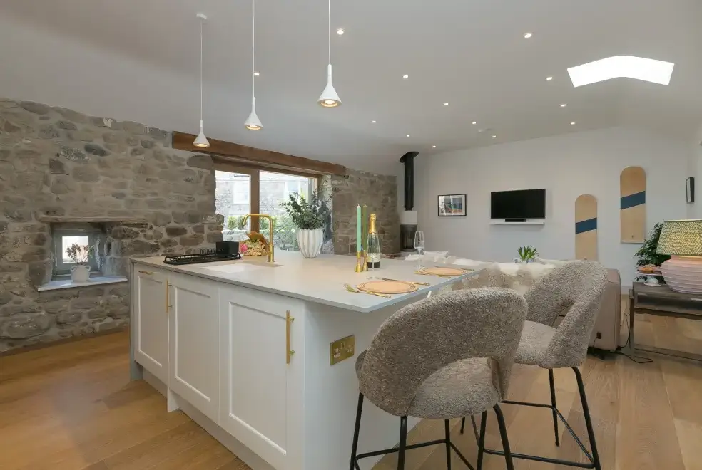 Kitchen/diner at The Wink, Cape Cornwall