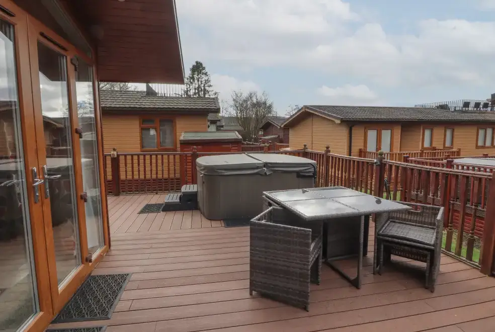 Private Hot Tub at Thirlmere Holiday Chalet, Lake District National Park 