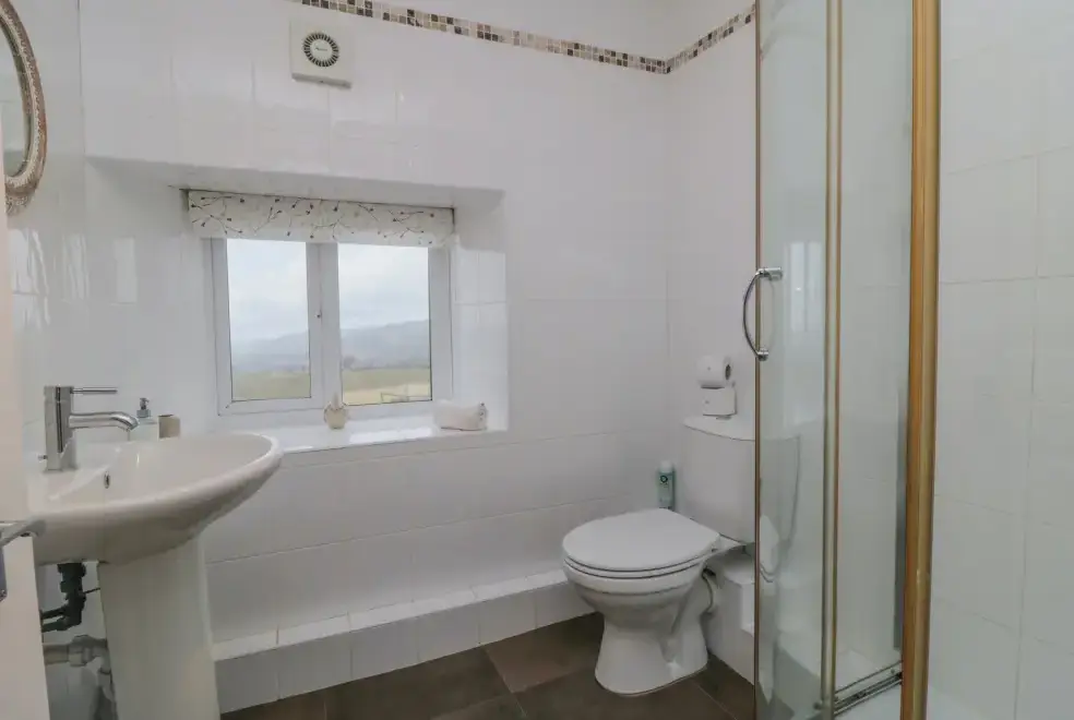 Shower room at Tidkinhow Farm