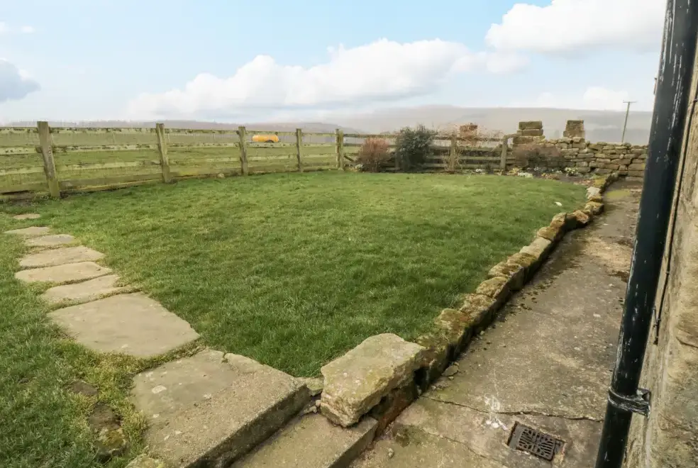 Enclosed garden at Tidkinhow Farm