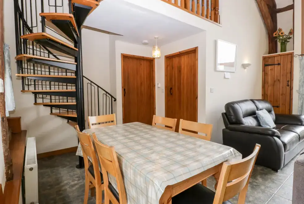 Dining room at Tippets View