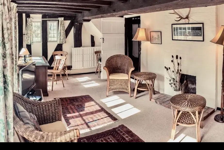 Lounge at Toad Hall, Swilland