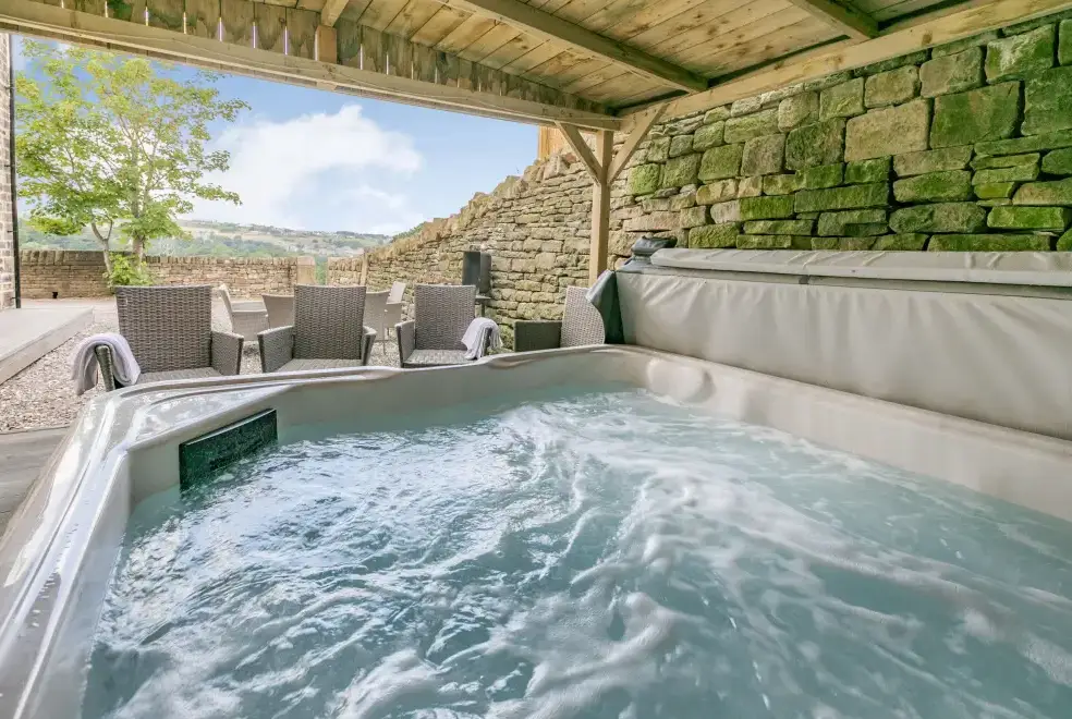 Private Hot Tub at Top Barn