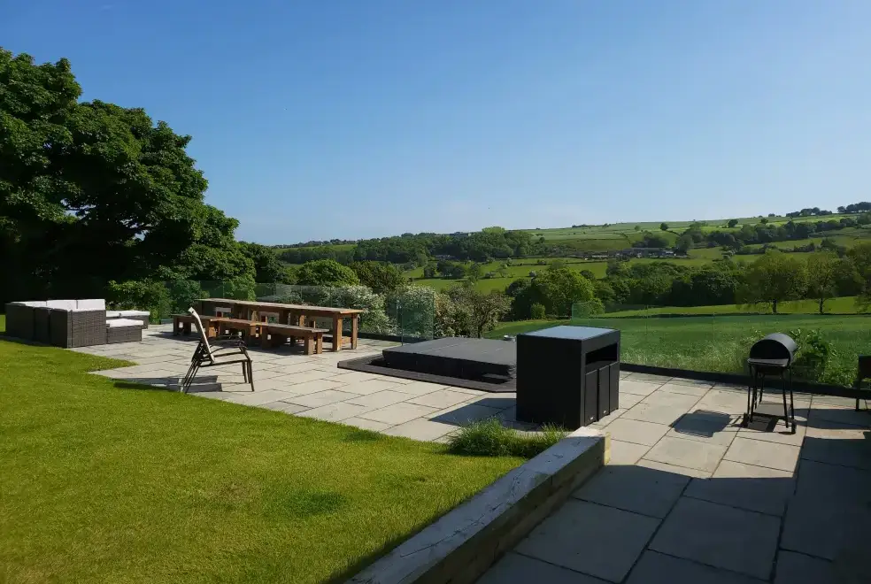 Patio area at Top Hill Farm Cottage
