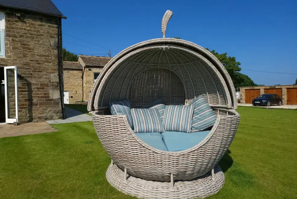 Garden furniture at Top Hill Farm Cottage