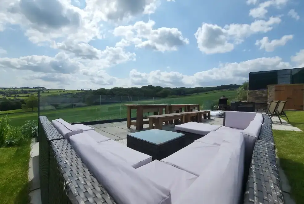 Patio area at Top Hill Farm Cottage