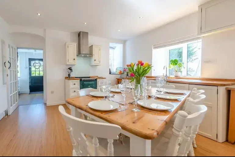 Well equipped kitchen at Trebrowen