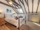 King-size bedroom at Trebrowen - thumbnail photo