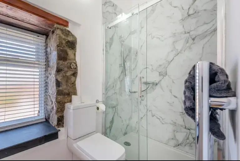 Ensuite bathroom at Trebrowen