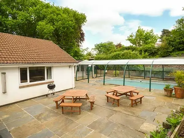 Private Swimming Pool at Treetops Rural Retreat