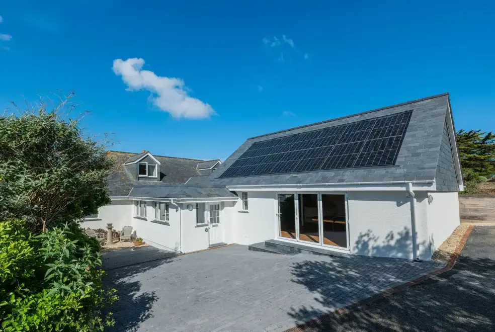 Treverden, from the outside