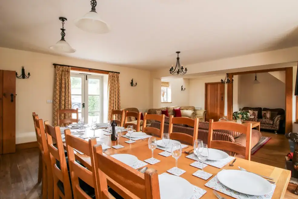 Dining room at Trooper's Holiday Barn, Shropshire Hills AONB