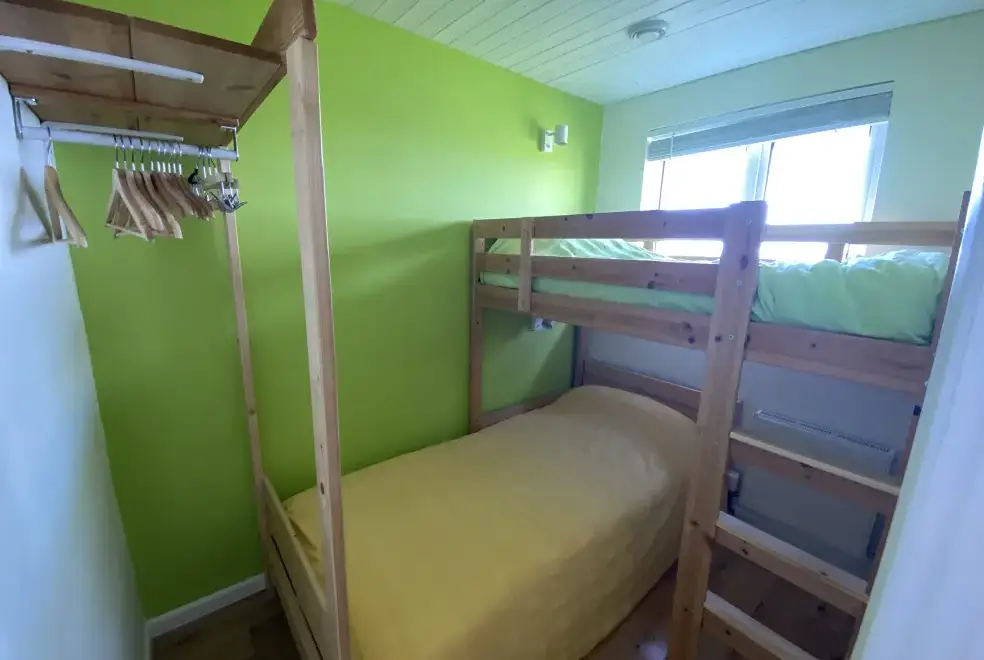 Bedroom at Tubbs Delight