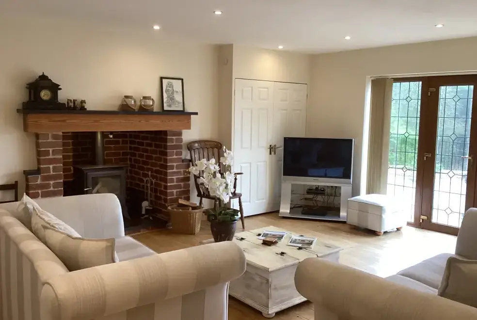 Lounge at Two Owls Lodge