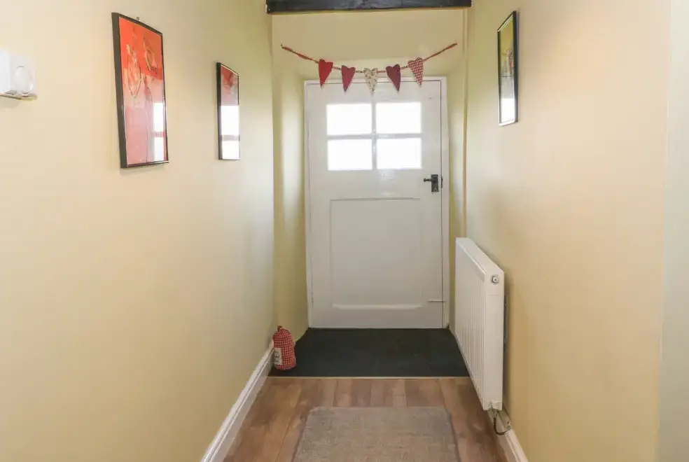 Surrounding area near Ty Fferm Bodlasan