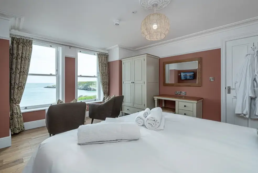 Sev view at Ty Glas Beach House