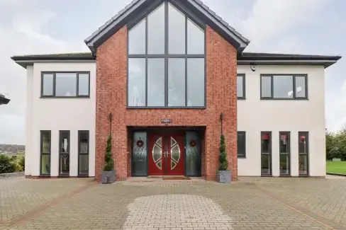 Ty Marlyn, Swansea, from the outside