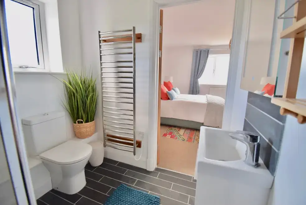 Ensuite bathroom at Ty Ni