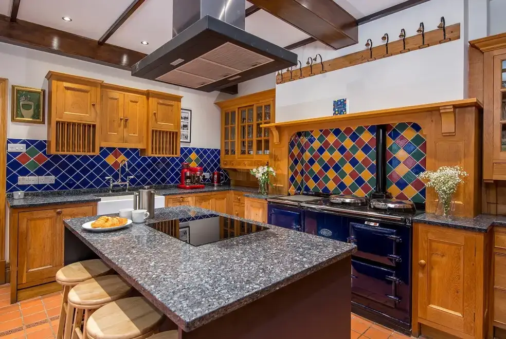 Farmhouse style kitchen at Ty Penbryn