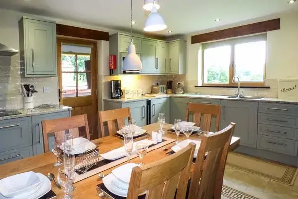 Kitchen/diner at Tyn Y Celyn Uchaf