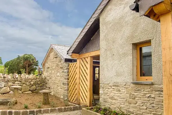 Tyn Y Celyn Uchaf, from the outside