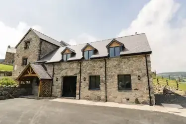 Tyn Y Celyn Isaf, Ruthin, Denbighshire