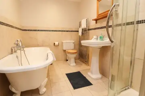 Family bathroom at Usherwoods Barn, Forest of Bowland, Lancashire