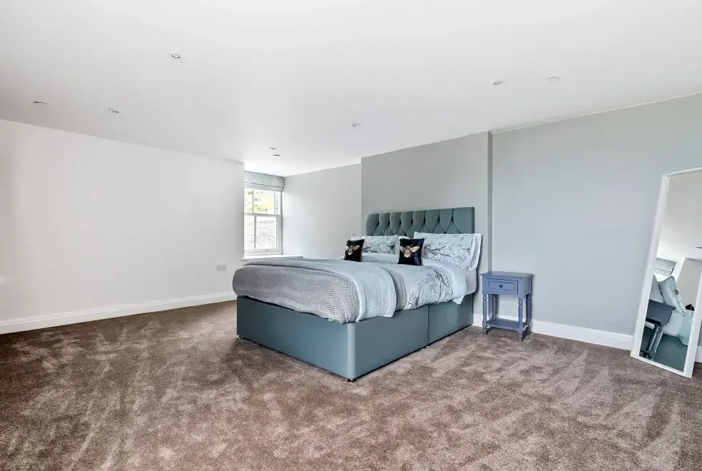 Bedroom at Valerian Lodge