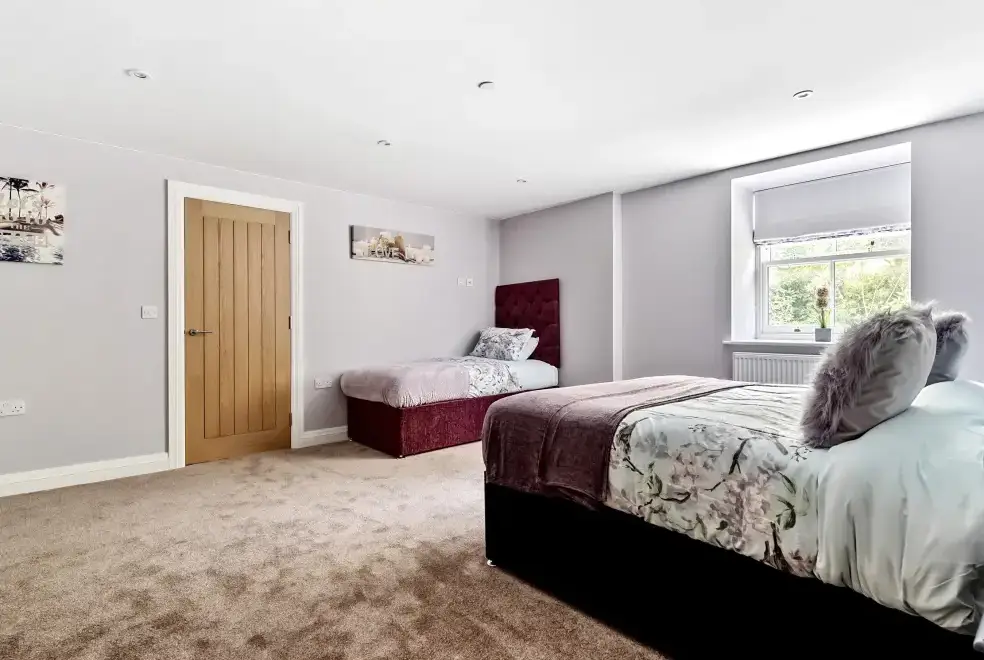 Bedroom at Valerian Lodge