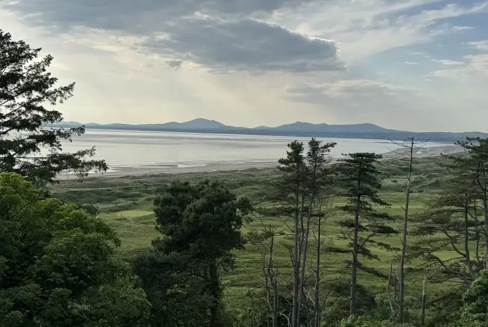 Coastal scenes near Valerian Lodge