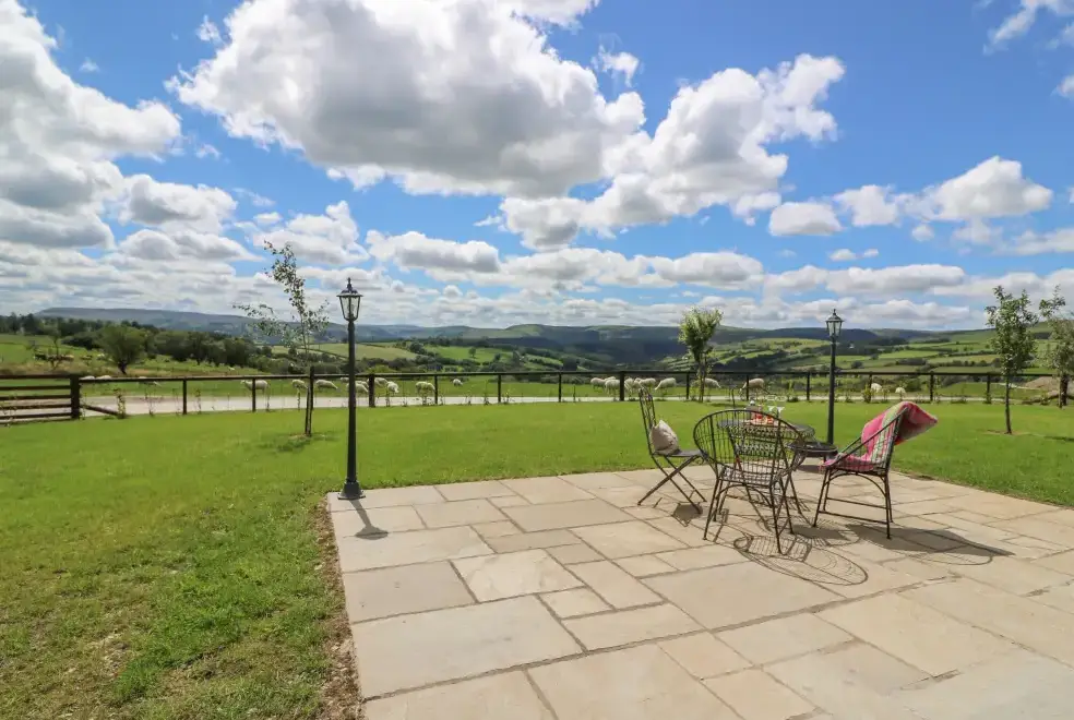 Countryside views at Valley View Cabin