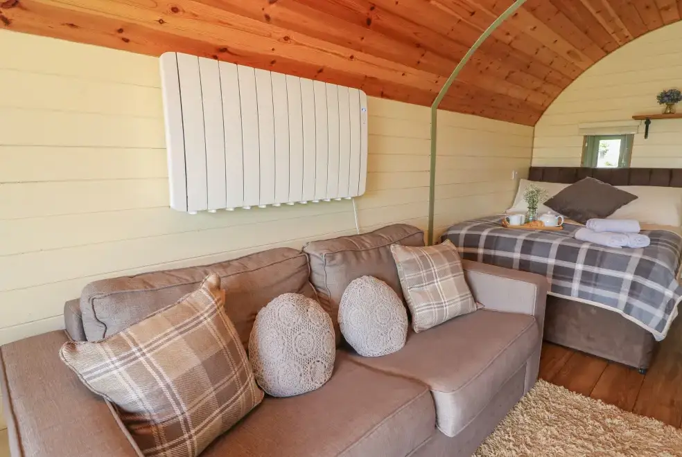 Lounge at Valley View Cabin